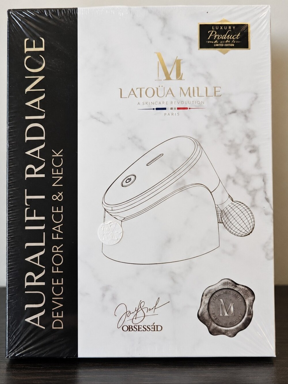 LÁTOÜA MILLE AuraLift Radiance Face & Neck Device NEW SEALED